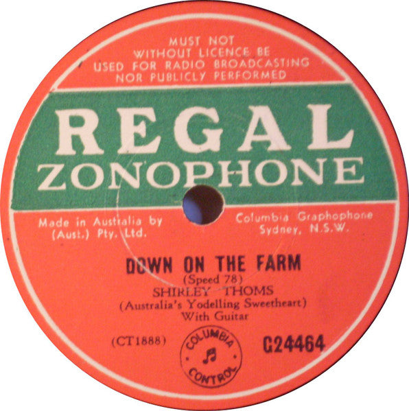 Shirley Thoms : Mother's Old Red Shawl / Down On The Farm (Shellac, 10")