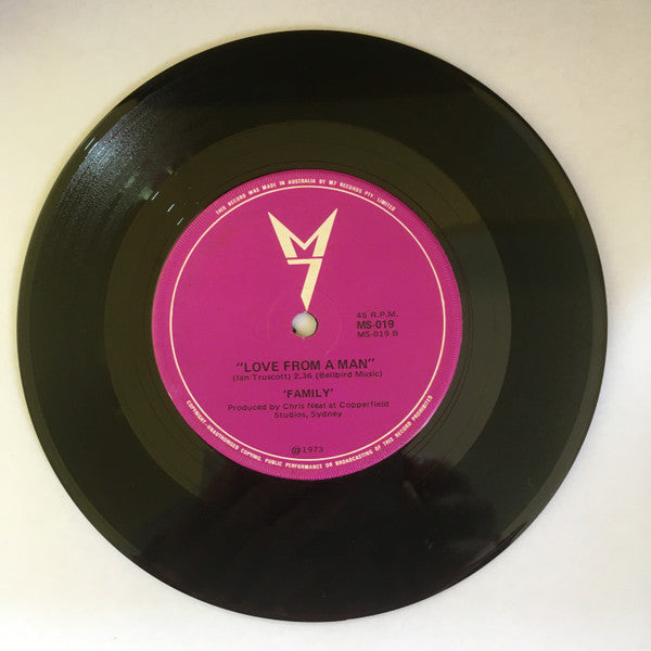 Family (19) : Hallelujah Day (7")