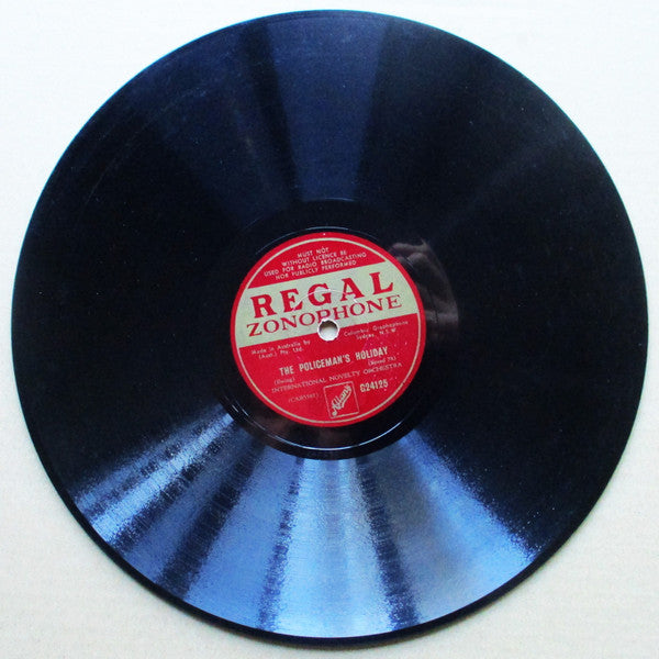International Novelty Orchestra : In The Shadows / The Policeman's Holiday (Shellac, 10", Mono)