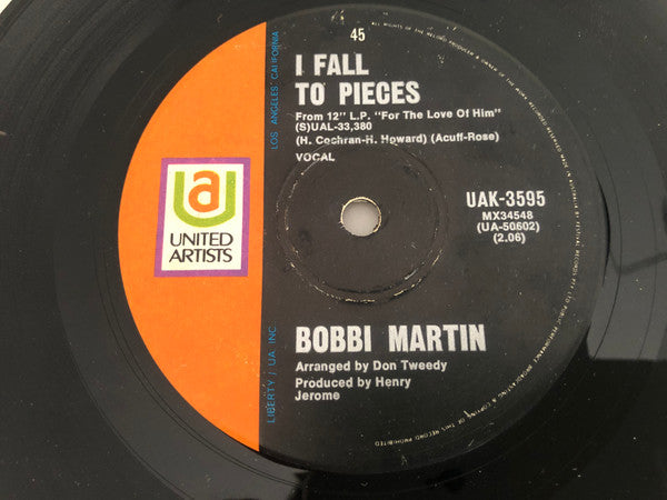 Bobbi Martin : For The Love Of Him / I Fall To Pieces (7", Single)