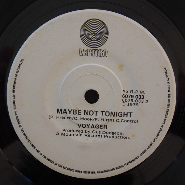 Voyager (15) : Halfway Hotel (7", Single)