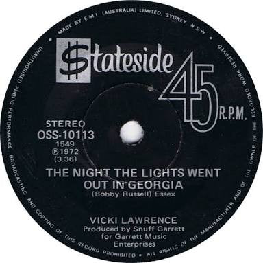 Vicki Lawrence : The Night The Lights Went Out In Georgia (7", Single)
