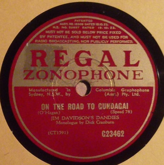 Jim Davidson's Dandies : On The Road To Gundagai / Where The Dog Sits On The Tucker Box (Shellac, 10")