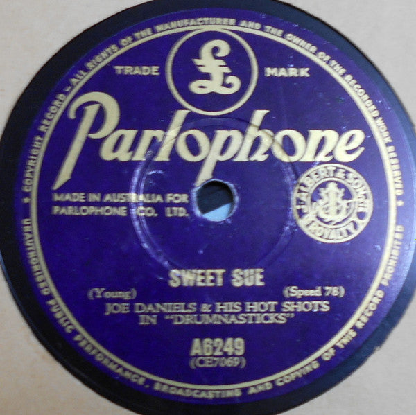 Joe Daniels And His Hot Shots : St. Louis Blues / Sweet Sue (Shellac, 10", RP)