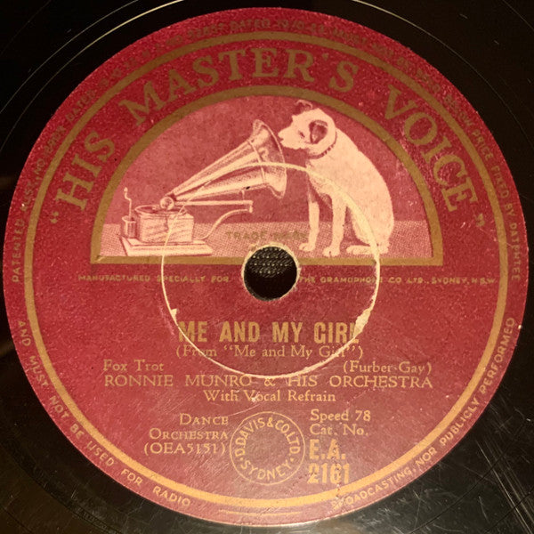 Ronnie Munro & His Orchestra : Lambeth Walk / Me And My Girl (Shellac, 10")
