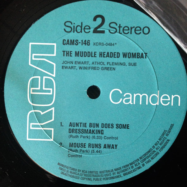 John Ewart (2), Atholl Fleming, Sue Ewart, Winifred Green : The Muddle Headed Wombat (LP)