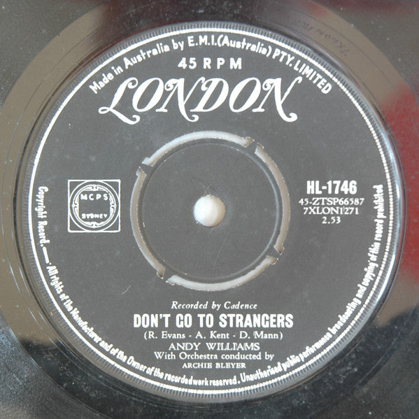 Andy Williams : Don't Go To Strangers (7", Single)