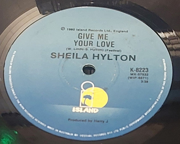 Sheila Hylton : The Bed's Too Big Without You (7", Single)