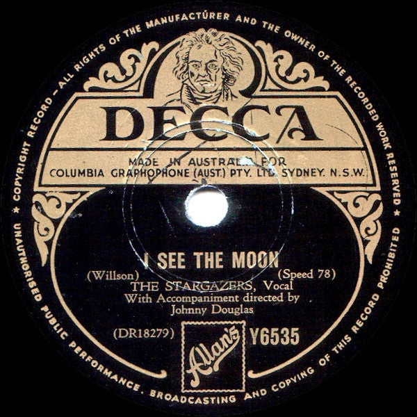 Dennis Lotis And The Stargazers : Look At That Girl / I See The Moon (Shellac, 10")