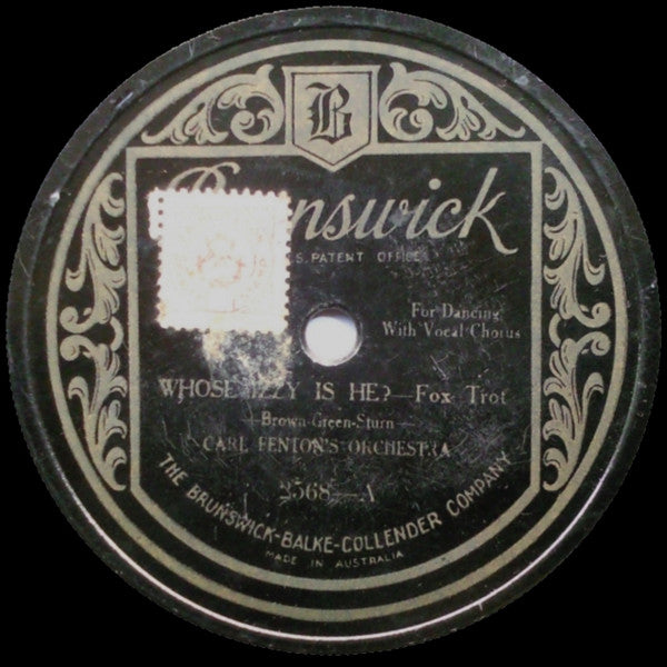 Carl Fenton's Orchestra : Whose Izzy Is He? / It Ain't Gonna Rain No Mo' (Shellac, 10")