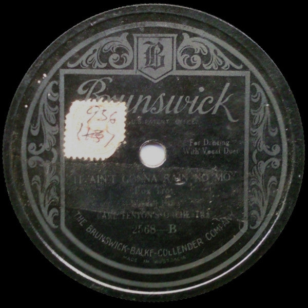 Carl Fenton's Orchestra : Whose Izzy Is He? / It Ain't Gonna Rain No Mo' (Shellac, 10")