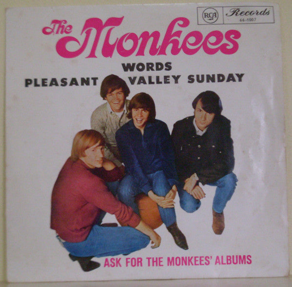 The Monkees : Pleasant Valley Sunday / Words (7", Single)