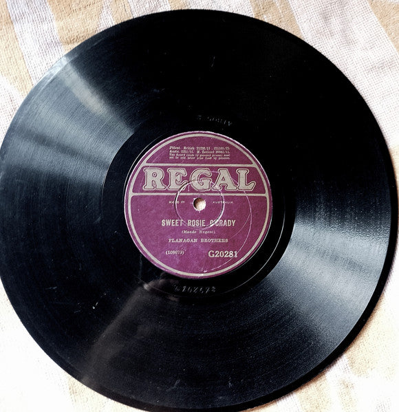The Flanagan Brothers : The Sidewalks Of New York / Sweet Rosie O'Grady (Shellac, 10")