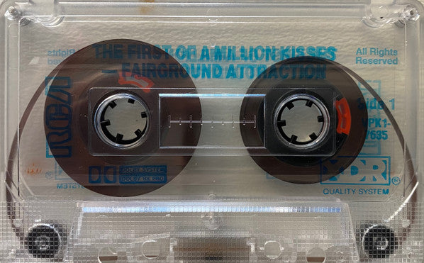 Fairground Attraction : The First Of A Million Kisses (Cass, Album)