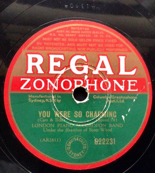 London Piano-Accordeon Band Under The Direction Of George Scott Wood : You Were So Charming / On The Isle Of Capri (Shellac, 10")