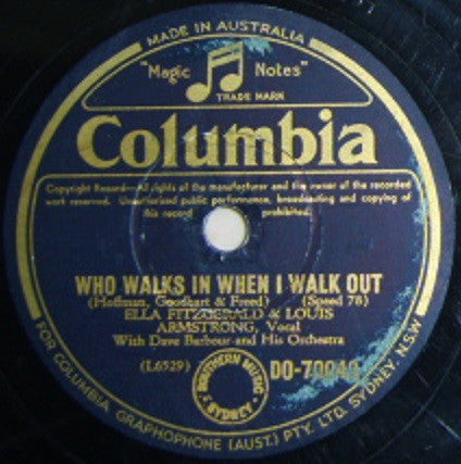 Louis Armstrong : Who Walks In When I Walk Out / April In Portugal (The Whisp'ring Serenade) (Shellac, 10")