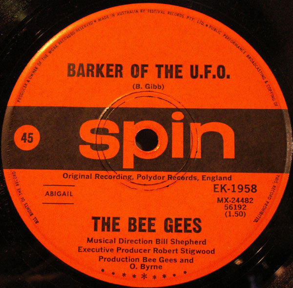 The Bee Gees* : Massachusetts (The Lights Went Out In) (7", Single, Mono)