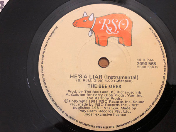 Bee Gees : He's A Liar (7", Single)