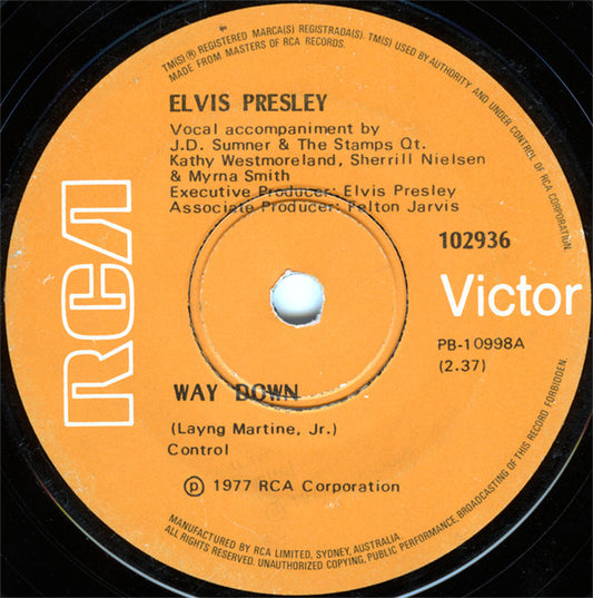 Elvis Presley : Way Down (7", Single)