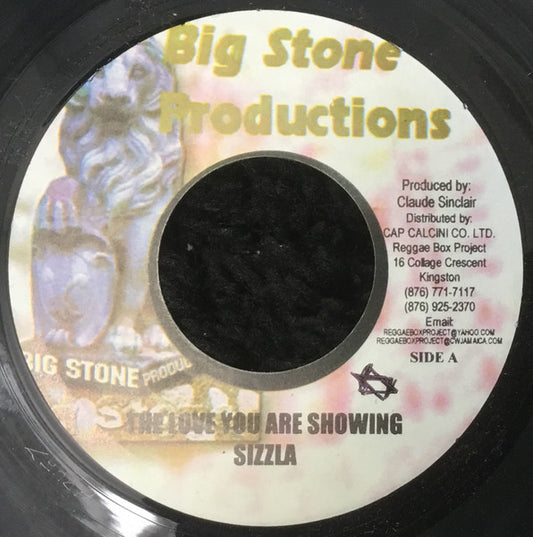 Sizzla / Raquel Sellars : The Love You Are Showing / Stay Far (7")