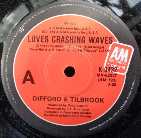 Difford & Tilbrook : Love's Crashing Waves (7", Single)