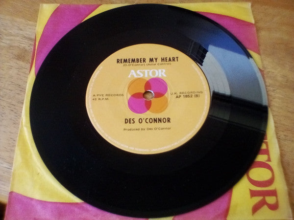 Des O'Conner : Smile Smile Smile (7", Single)