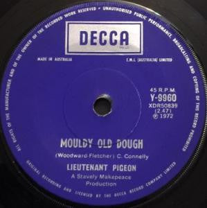Lieutenant Pigeon : Mouldy Old Dough (7", Single)