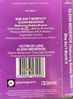 Glenn Medeiros Featuring Bobby Brown : She Ain't Worth It (Cass, Single, Dol)
