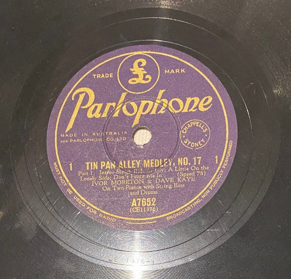 Ivor Moreton And Dave Kaye : Tin Pan Alley Medley No 17 (Shellac, 10")
