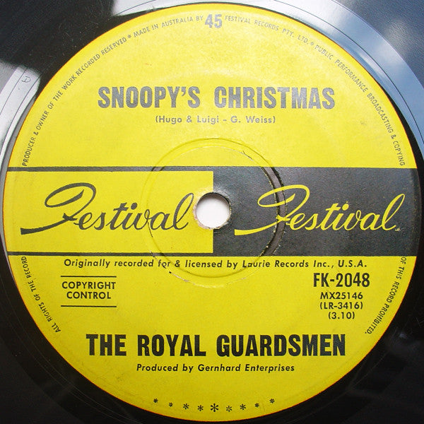 The Royal Guardsmen : Snoopy's Christmas / It Kinda Looks Like Christmas (7")