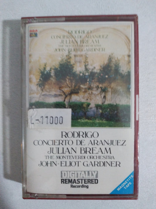 Julian Bream / Joaquín Rodrigo / Lennox Berkeley - The Monteverdi Orchestra, John Eliot Gardiner : Concierto De Aranjuez (Cass)