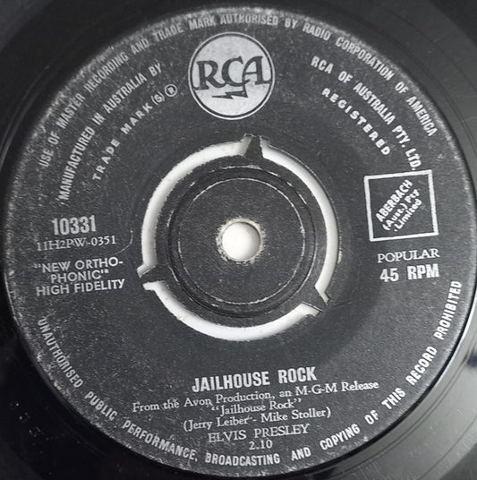 Elvis Presley : Jailhouse Rock /  Treat Me Nice (7", Single, Tri)