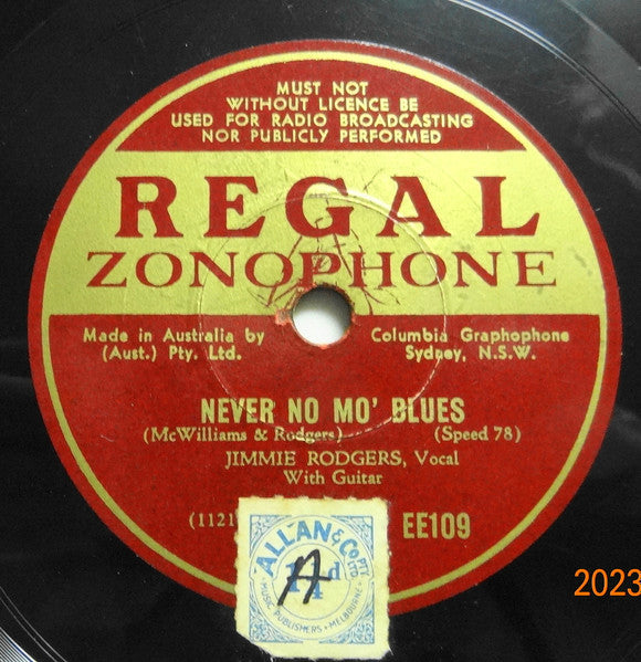 Jimmie Rodgers : Away Out On The Mountain / Never No Mo' Blues (Shellac, 10", RP)