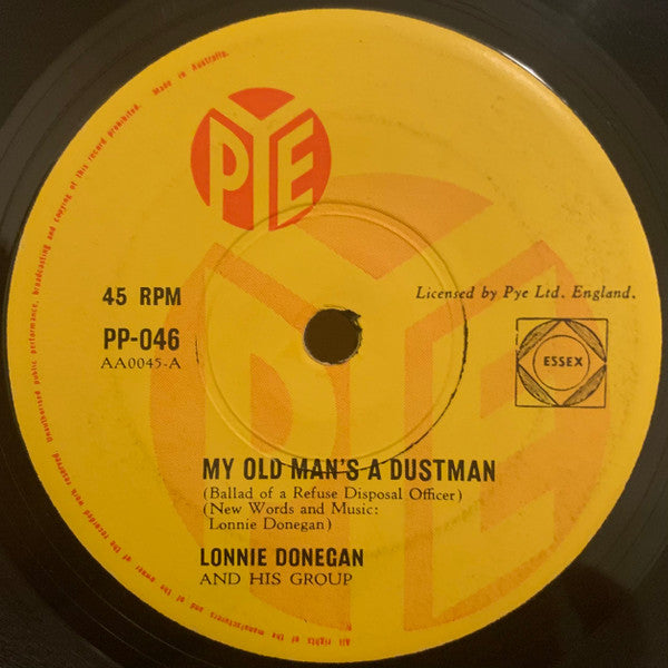 Lonnie Donegan And His Group* : My Old Man's A Dustman (7", Single)
