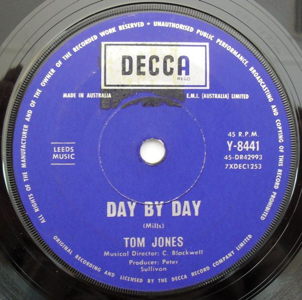 Tom Jones : Help Yourself / Day By Day (7", Single)