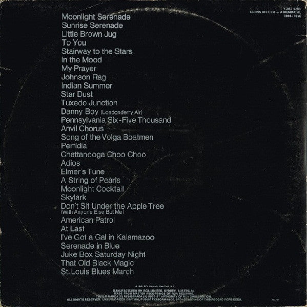 Glenn Miller And His Orchestra : A Memorial 1944-1970 (2xLP, Comp, Mono, RE)