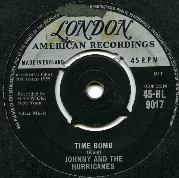 Johnny And The Hurricanes : Reveille Rock (7", Single)