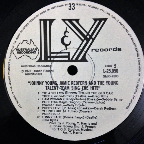 Johnny Young, Jamie Redfern And The The Young Talent Team : Sing The Hits (LP)