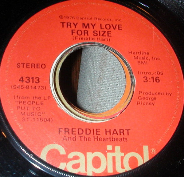 Freddie Hart And The Heartbeats : Try My Love For Size (7", Win)