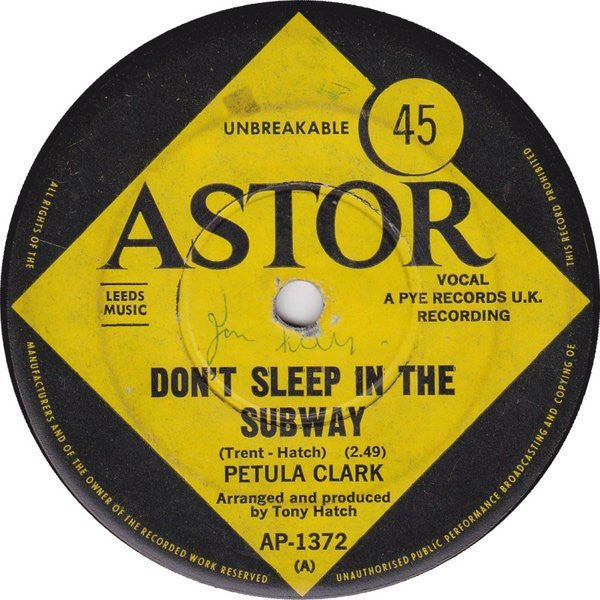 Petula Clark : Don't Sleep In The Subway (7", Single)