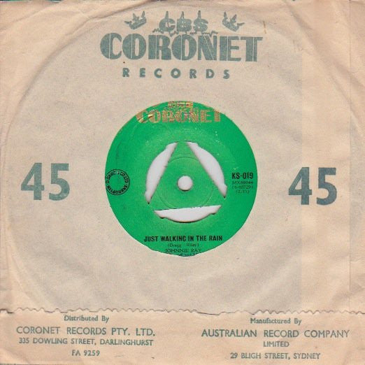 Johnnie Ray : Just Walking In The Rain / In The Candlelight (7", Single)