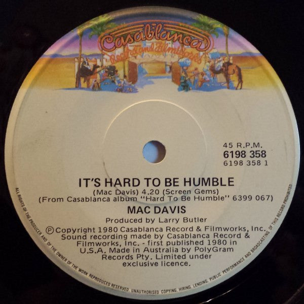 Mac Davis : It's Hard To Be Humble (7", Single)