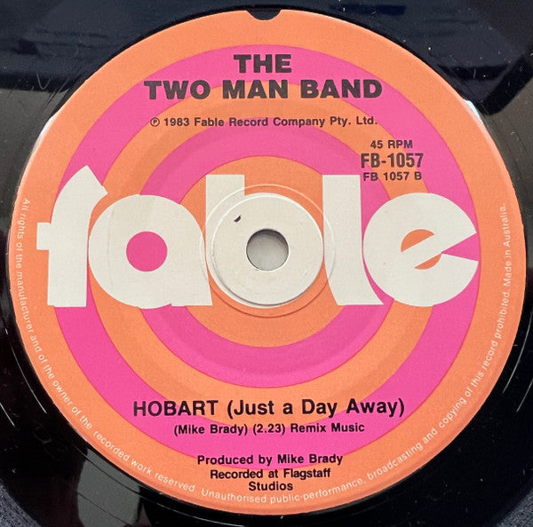 The Two-Man Band : We're Gonna Grab That Cup (7", Single)