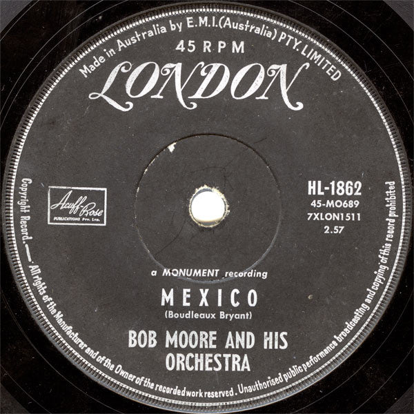 Bob Moore And His Orchestra / Bob Moore And His Orchestra And Chorus : Mexico / Hot Spot (7", Single)