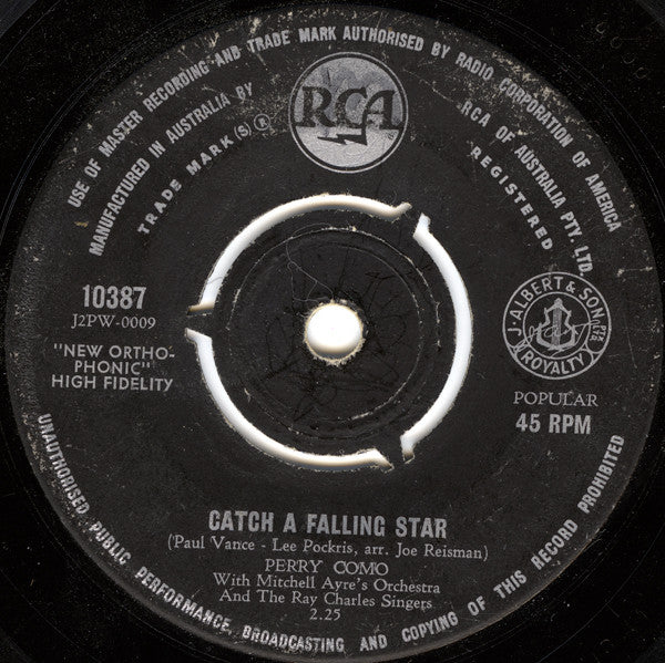 Perry Como The Mitchell Ayres And His Orchestra And The Ray Charles Singers : Magic Moments / Catch A Falling Star (7")