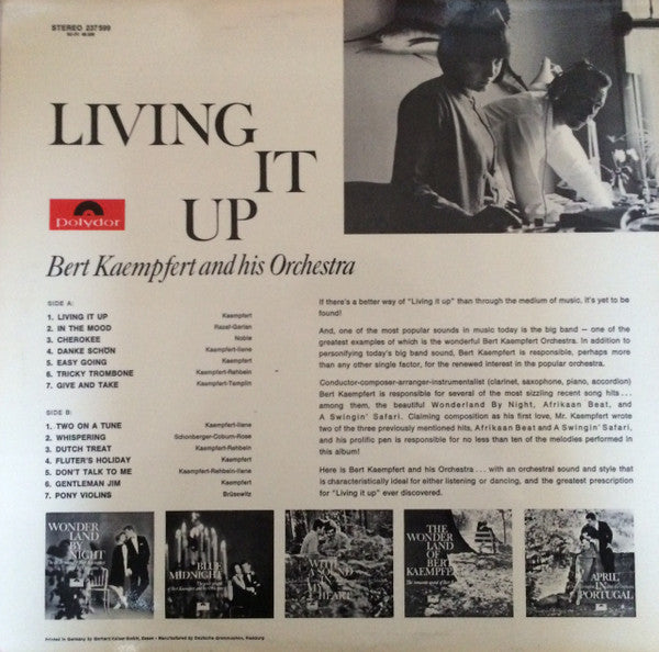 Bert Kaempfert & His Orchestra : Living It Up (LP)