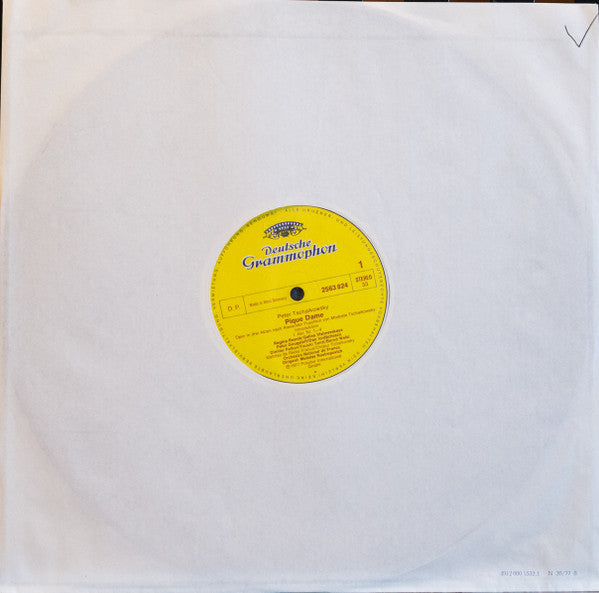 Pyotr Ilyich Tchaikovsky  -  Peter Gougalov, Galina Vishnevskaya, Regina Resnik, Bernd Weikl, Dan Iordăchescu, Hanna Schwarz, Lucia Popp, Ewa Dobrowska, Dimiter Petkov, Fausto Tenzi, Heinz Kruse, Christine Mitlehner, Rudolf Alexander Sutey, Orchestre Nati : Pique Dame (4xLP, Album + Box)