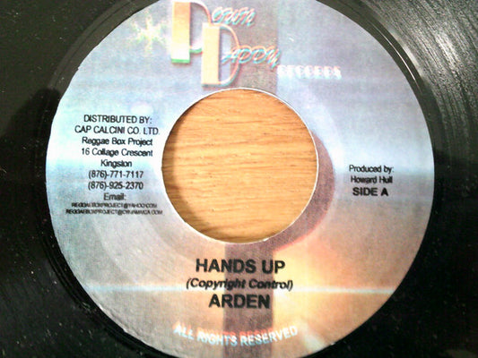Arden (9) / Kiddy Famous : Hands Up / Dirty Attitude (7")