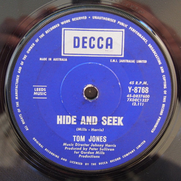 Tom Jones : Love Me Tonight (7", Single)