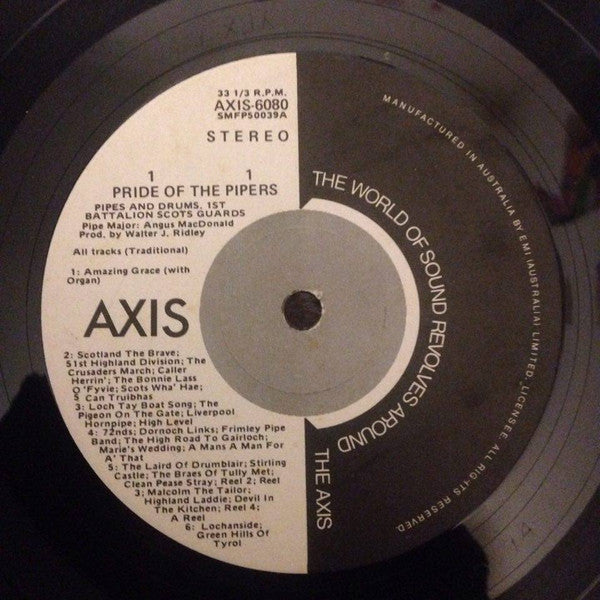 The Pipes & Drums Of The 1st Battalion Scots Guards : Pride Of The Pipers (LP, Album)